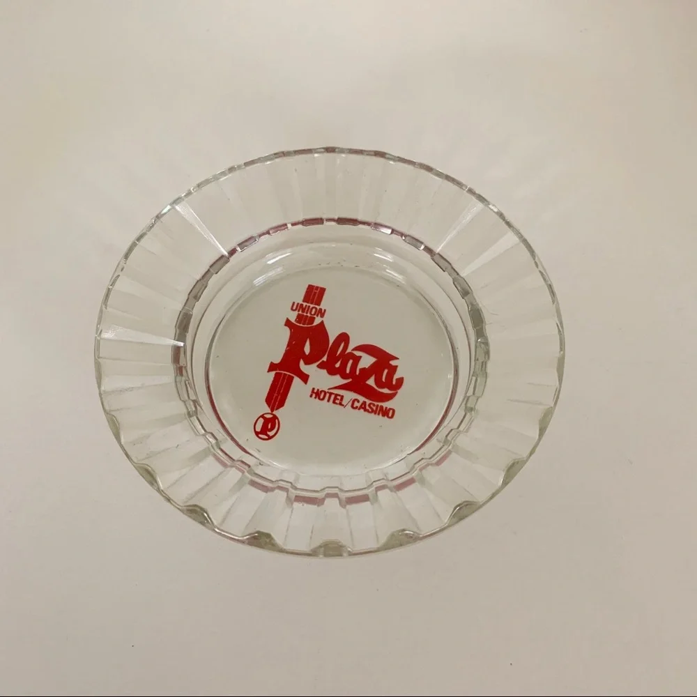 Vintage 80’s  plaza hotel ash tray